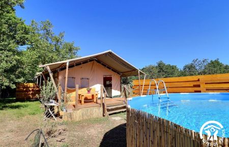 Tente lodge13G202469 Moll&eacute;g&egrave;s - Bouches-du-Rh&ocirc;ne - photo