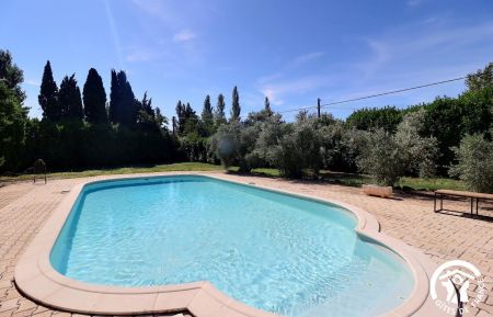 Gîte n°13G202670 Sénas - Bouches-du-Rhône - photo