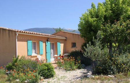 G&icirc;te n&deg;84G2037 B&eacute;doin - Vaucluse - photo