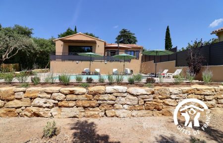 G&icirc;te n&deg;84G3692 Saint-Saturnin-l&egrave;s-Apt - Vaucluse - photo