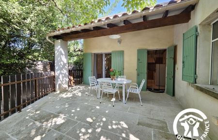 G&icirc;te n&deg;84G3648 Saumane-de-Vaucluse - Vaucluse - photo