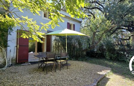 G&icirc;te n&deg;84G3696 L'Isle-sur-la-Sorgue - Vaucluse - photo