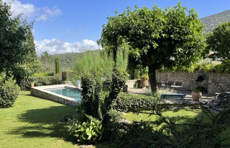 G&icirc;te n&deg;84G4345 Malauc&egrave;ne - Vaucluse - photo