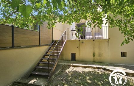 G&icirc;te n&deg;84G2398 Saumane-de-Vaucluse - Vaucluse - photo