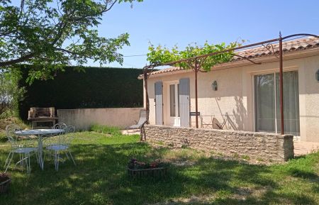 G&icirc;te n&deg;84G4275 Cucuron - Vaucluse - photo