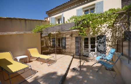 G&icirc;te n&deg;84G2047 B&eacute;doin - Vaucluse - photo