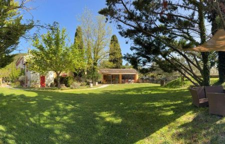 G&icirc;te de groupe n&deg;84G3058 Cadenet - Vaucluse - Piscine