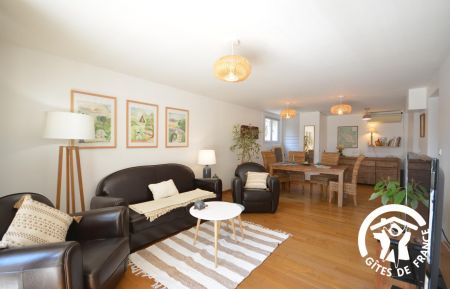 G&icirc;te n&deg;84G4348 Jonquerettes - Vaucluse - photo