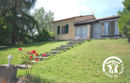 G&icirc;te n&deg;84G4354 Saumane-de-Vaucluse - Vaucluse - photo