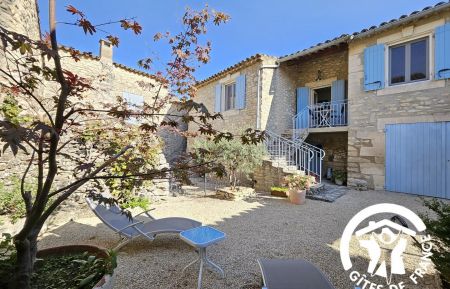 G&icirc;te n&deg;84G2280 M&eacute;nerbes - Vaucluse - photo