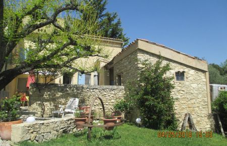 G&icirc;te n&deg;84G4190 Malauc&egrave;ne - Vaucluse - photo