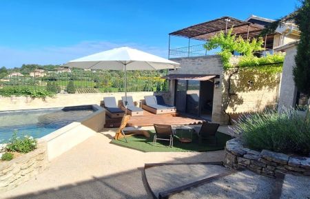 G&icirc;te n&deg;84G3729 Crillon-le-Brave - Vaucluse - photo