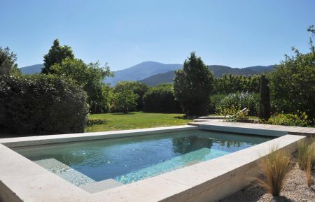 G&icirc;te n&deg;84G2913 Malauc&egrave;ne - Vaucluse - photo