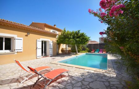 G&icirc;te n&deg;84G3504 Saint-Didier - Vaucluse - photo