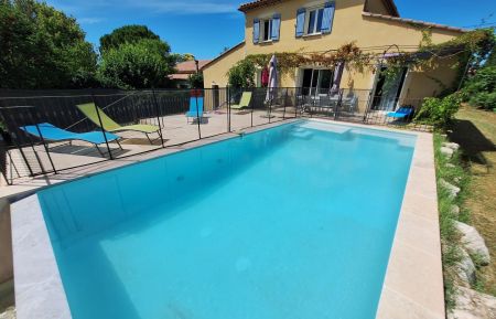 G&icirc;te n&deg;84G4294 Mod&egrave;ne - Vaucluse - photo